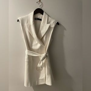 Zara vest, size XS (runs true to size). Hip length.